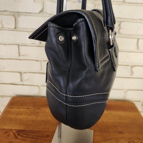 Like New Vintage Coach Hampton Soho Black Leather Tote Bag Purse - Picture 6 of 13